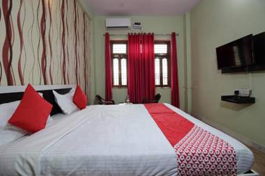 Capital O 41561 Hotel Paradise Residency