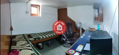 OYO 82660 Hotel Flamingo