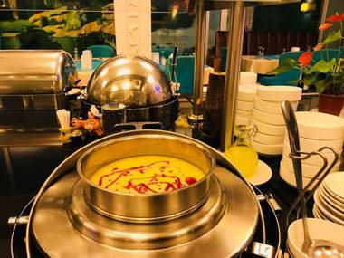 Shams AL-Basra Hotel