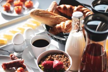 Black Pearl Apartment Hotel