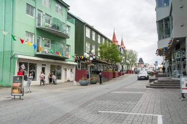 Downtown North Apartment