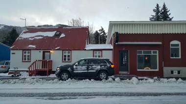Grand-Inn Bar and Bed