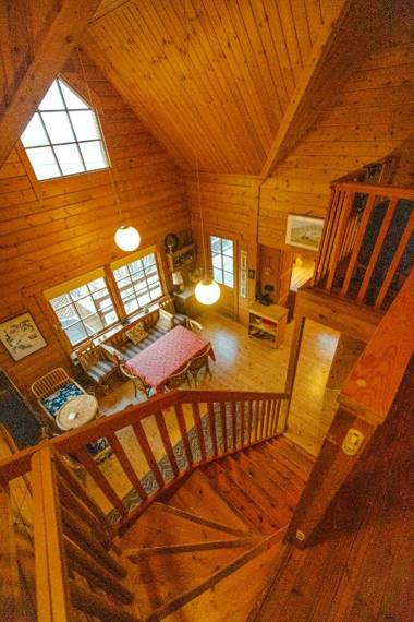 Vindheimar Cottage - Great View - Hot Tub