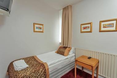 Guesthouse Keflavik by Reykjavik Keflavik Airport