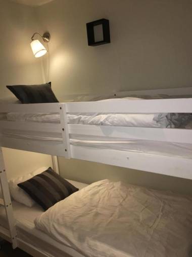 North West Restaurant & Guesthouse