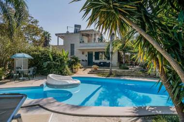 Appartamento uso piscina e campo calcetto m401