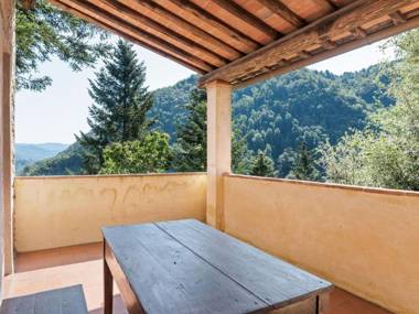 Relaxing Cottage in Convalle with Fenced Garden