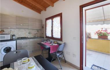Beautiful apartment in Riola Sardo with WiFi and 2 Bedrooms