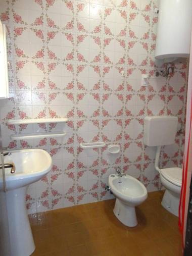 Apartment For 5 - Ac - Terrace - Swimming pool