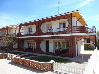 Beautiful villa with garden for 8 - swimming pools