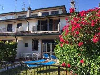 Beautiful Villa For 6 - Piscine-tennis-ac