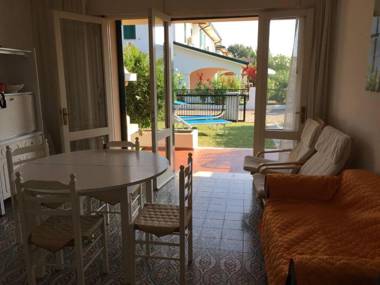 Beautiful Villa For 6 - Piscine-tennis-ac