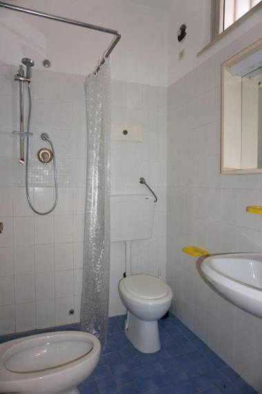 Sea view apartment for 5 people