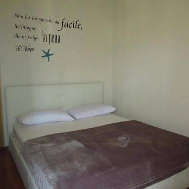 Apartment For 4 People With Swimming pool