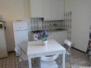 Beautiful studio With terrace and Swimming Pool