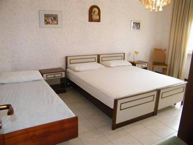 Splendid sea view apartment near the port