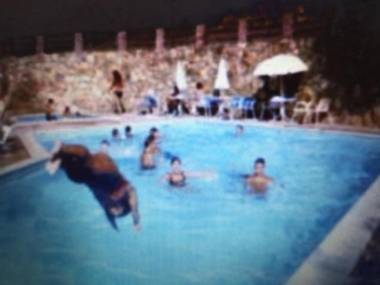 a 10 chilometri da Villasimius e 2 dalla spiaggia di Solanas