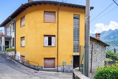 Casa Carla - cozy Apartment with garden -8 km to Bellagio!