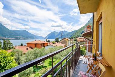Casa Carla - cozy Apartment with garden -8 km to Bellagio!