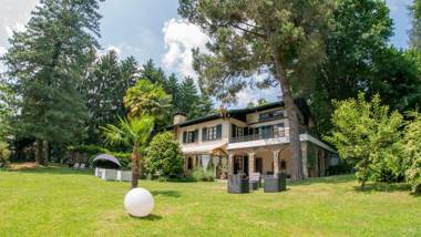 Wonderful Villa Between Como And Milano