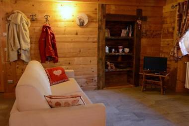 Vieilles Maisons D'Introd