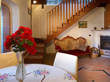 Independent cottage in Ponte nelle Alpi with private garden Wi-Fi and jacuzzi