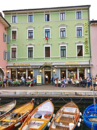 Hotel Benaco