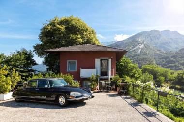 Torbole Holiday House Appartamento con giardino
