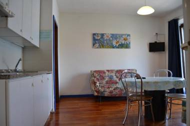 Casa Romani Lake Apartments