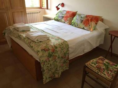 5 bedrooms villa with private pool enclosed garden and wifi at Treglio 6 km away from the beach