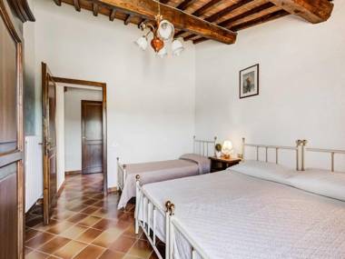 Ideal Farmhouse in Gambassi Terme Fi with Swimming Pool