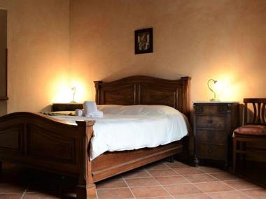 Sun-kissed Apartment in Gambassi Terme-Fi with Garden