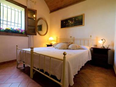 Stone Farmhouse in Gambassi Terme-Fi with Swimming Pool