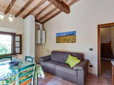Tranquil Holiday Home in Volterra with Swimming Pool