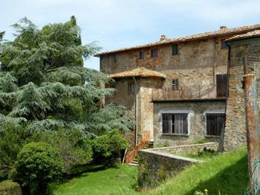 Charming Holiday Home in Volterra with Swimming Pool