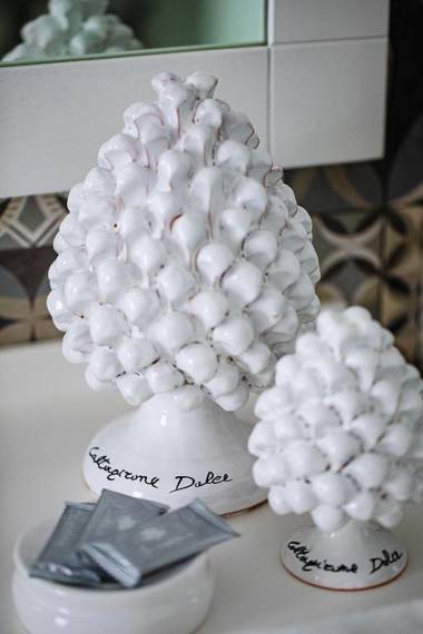 White Stylish Apartments 2