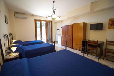 Etna-Royal-View-Camera-Standard