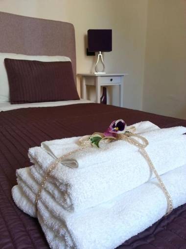 Dimora Montecchi B&B