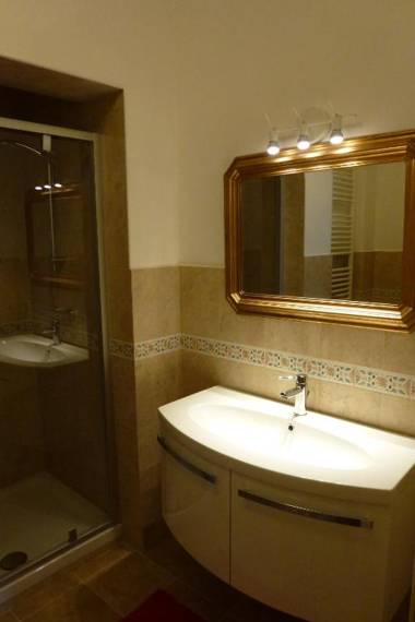 Lady Verona Residence