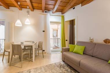 Vecchia Verona Rooms & Apartments