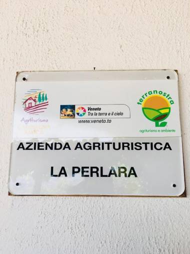 Agriturismo La Perlara