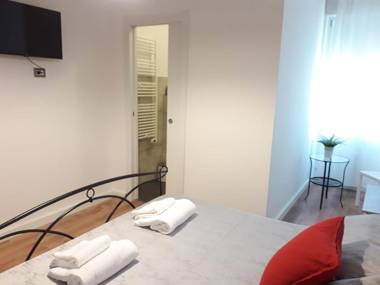 ES - Essential Solution & Emotion Stories (locazione turistica)