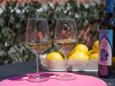 Refilea Sea View Tower Villa