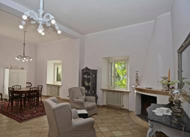 Villa Castelli Romani with Garden