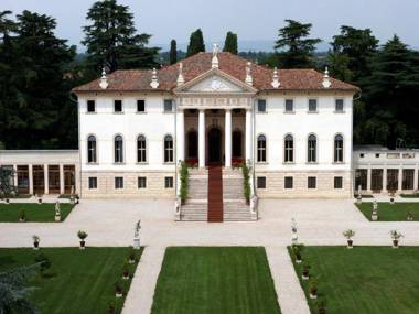 Hotel Relais Villa Cornér Della Regina