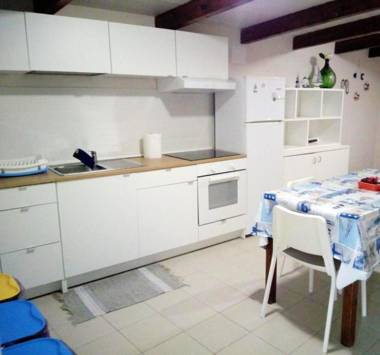 2 bedrooms house with sea view and furnished garden at Vasto 4 km away from the beach