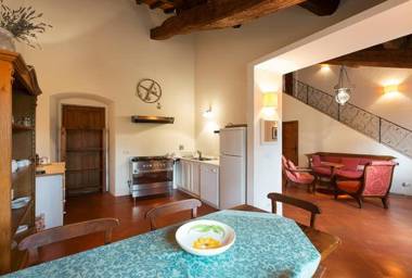 Villa Ortaglia Estate