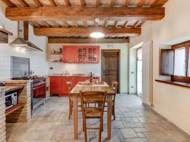 Elegant Holiday Home in Urbania with Garden