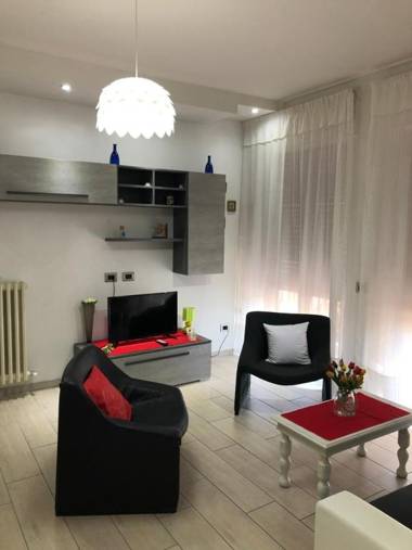 "CASA ROSI" Affittacamere o Appartamento in Esclusiva trequattrozerotrentatretrediciseiquattrouno