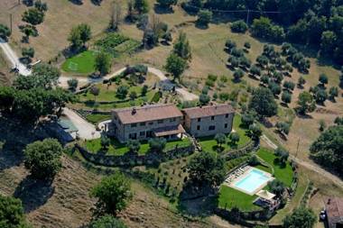 Villa Val di Luce uncontaminated nature near Lake Trasimeno